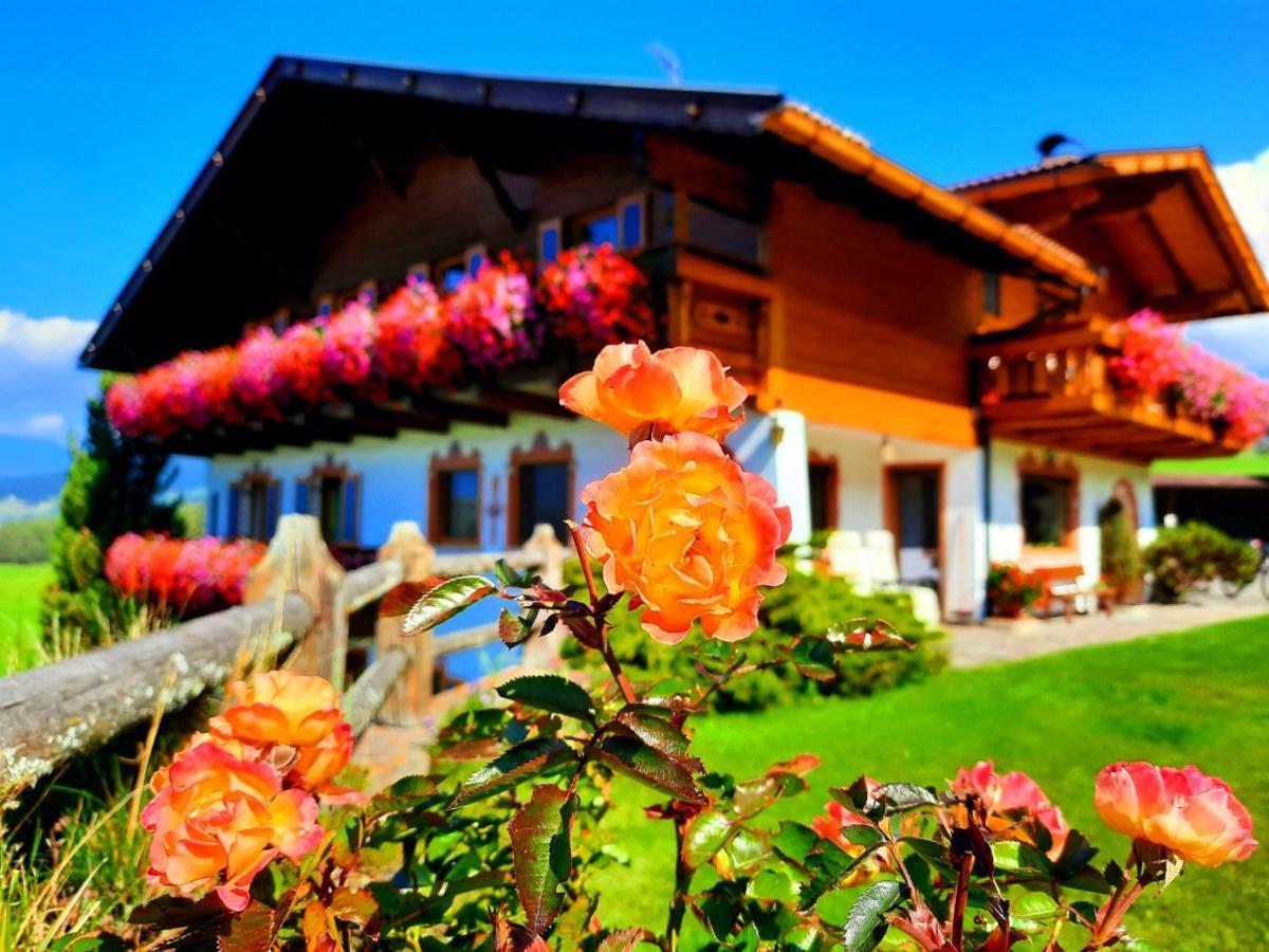 Binterhof Apartment Кастелрото Екстериор снимка